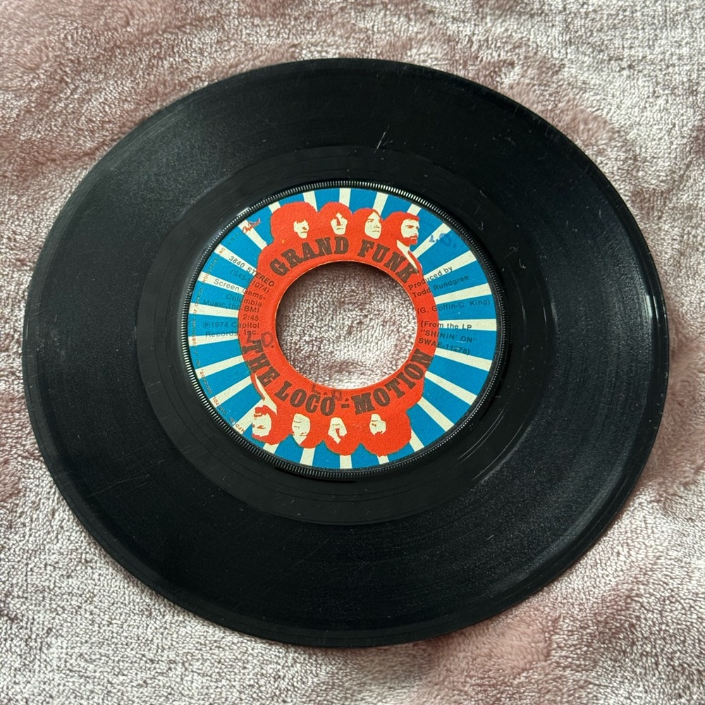 The Loco-motion / Destitute & Losin’ - Grand Funk 7” Vinyl Record (1974)